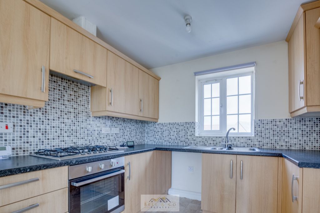 Property photo 2 of 21 Kitchen 1.1