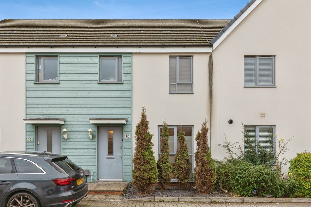 Property photo 3 of 20