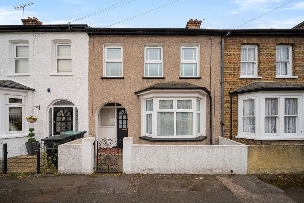 Property photo 1 of 14 4569940