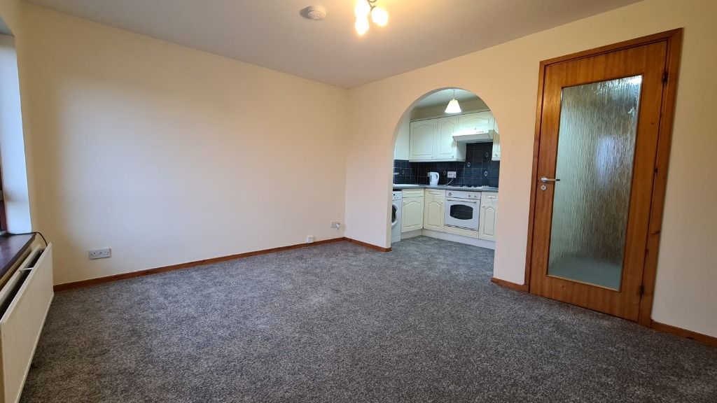 Property photo 2 of 7 Photo 2