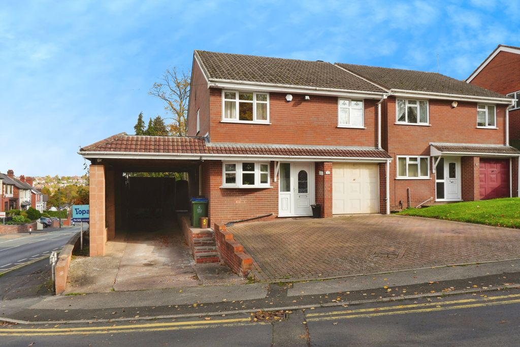 Property photo 1 of 28 Front