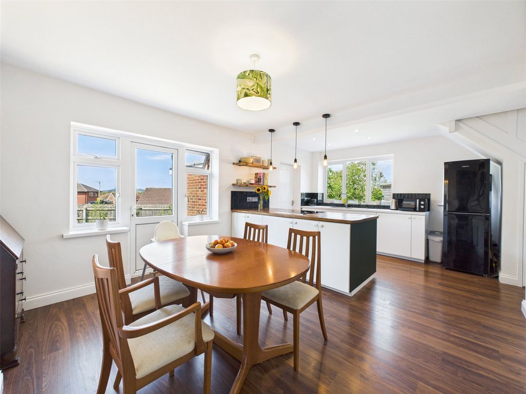 Property photo 3 of 15 Picture No. 08