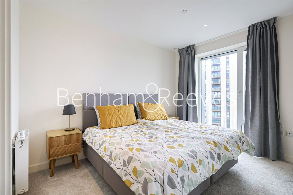 Property photo 3 of 19 Picture No. 04