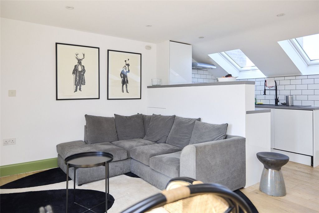 Property photo 3 of 12 Reception Room