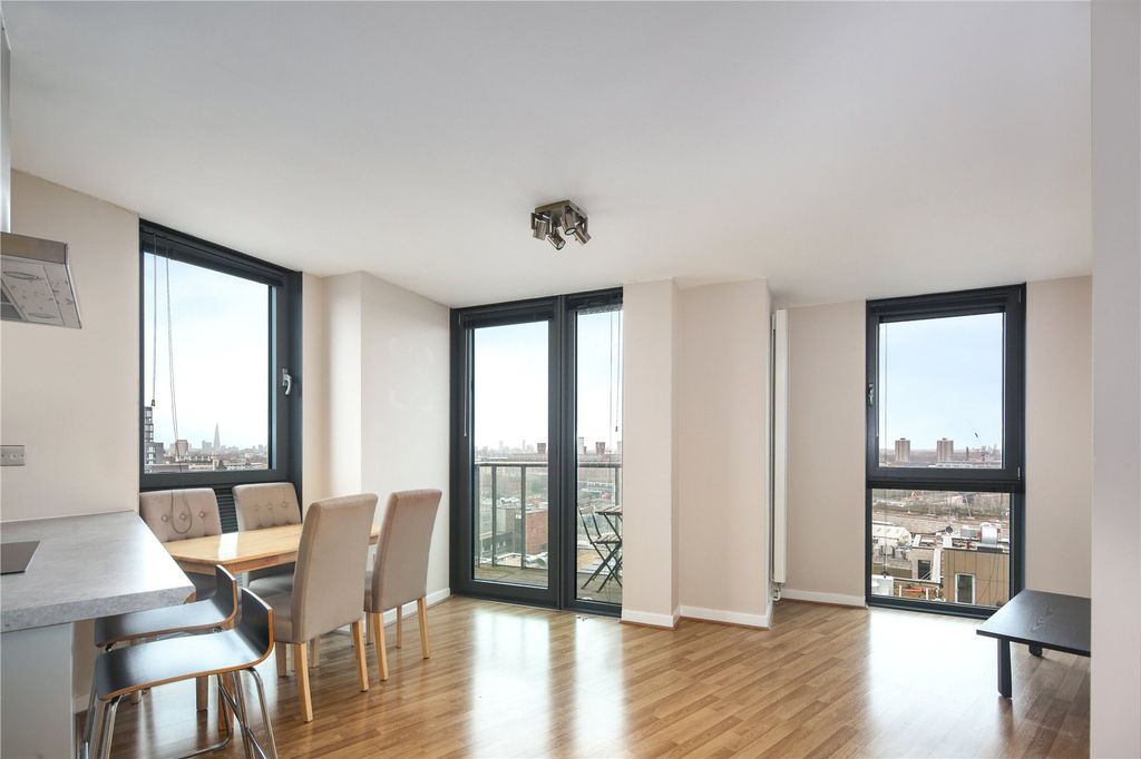 Property photo 3 of 16 Living Room