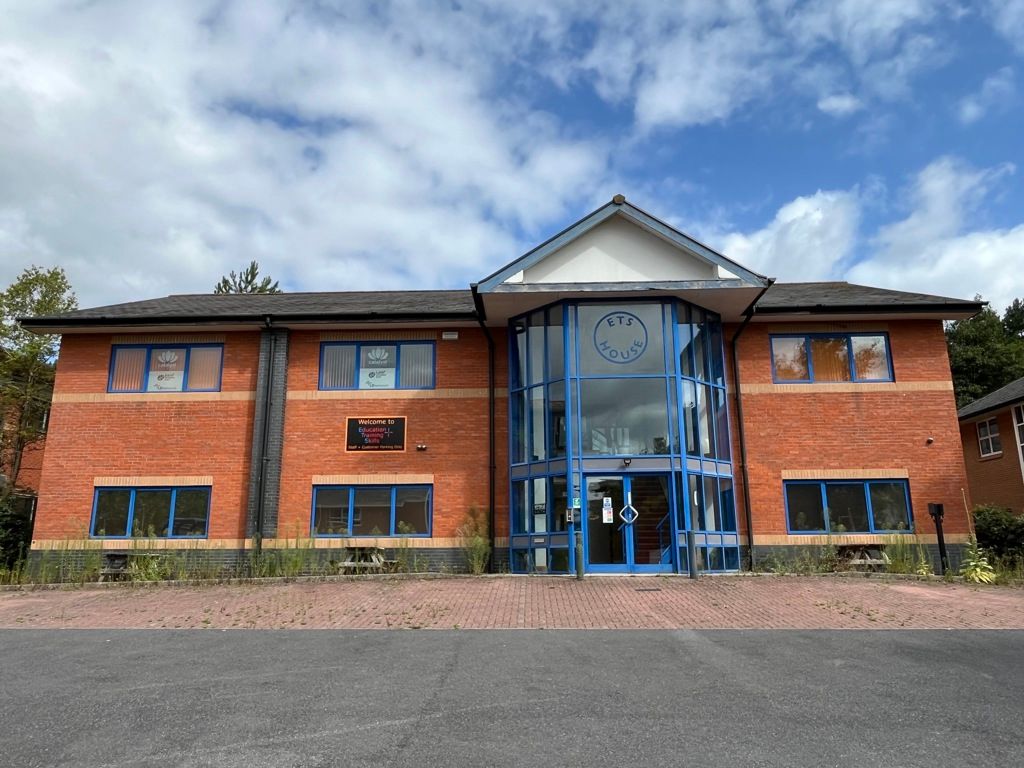 Property photo 1 of 7 Photo 1