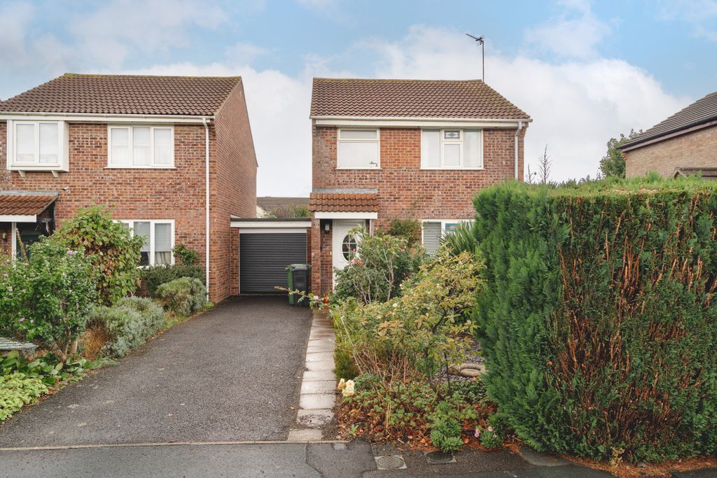 Property photo 1 of 16 24