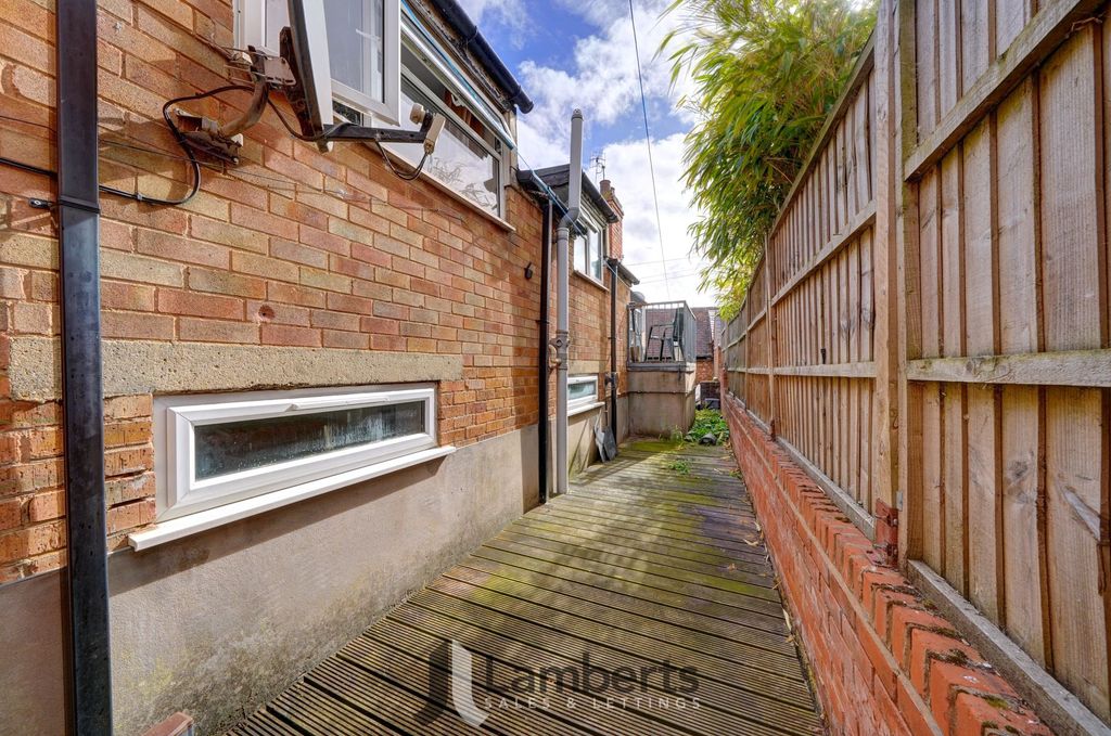 Additional image 11 of 2 bed flat for saleSchool Road, Evesham WR11