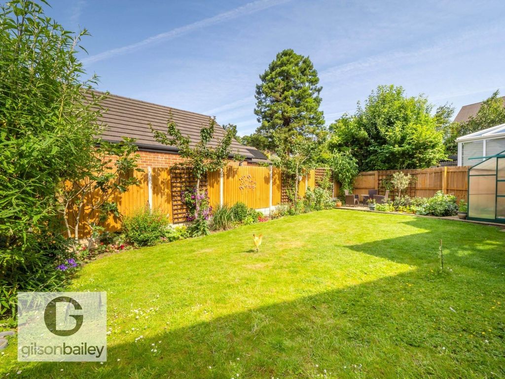 Property photo 3 of 32