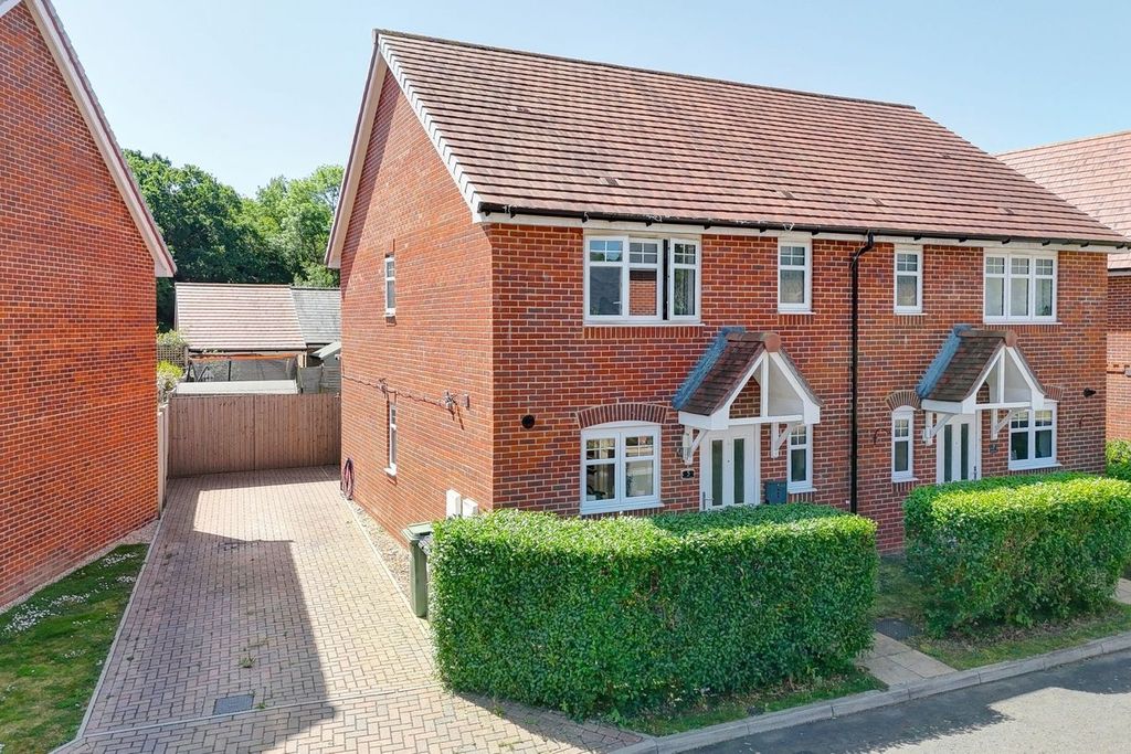 Property photo 1 of 24