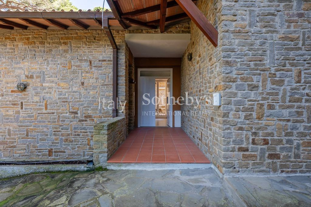 Property photo 3 of 26