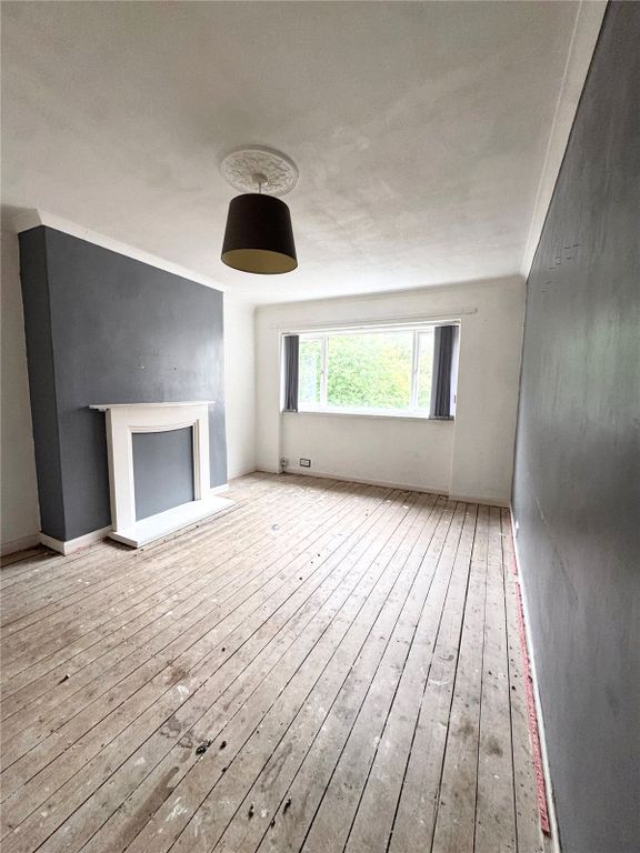 Property photo 3 of 17 Picture No. 06