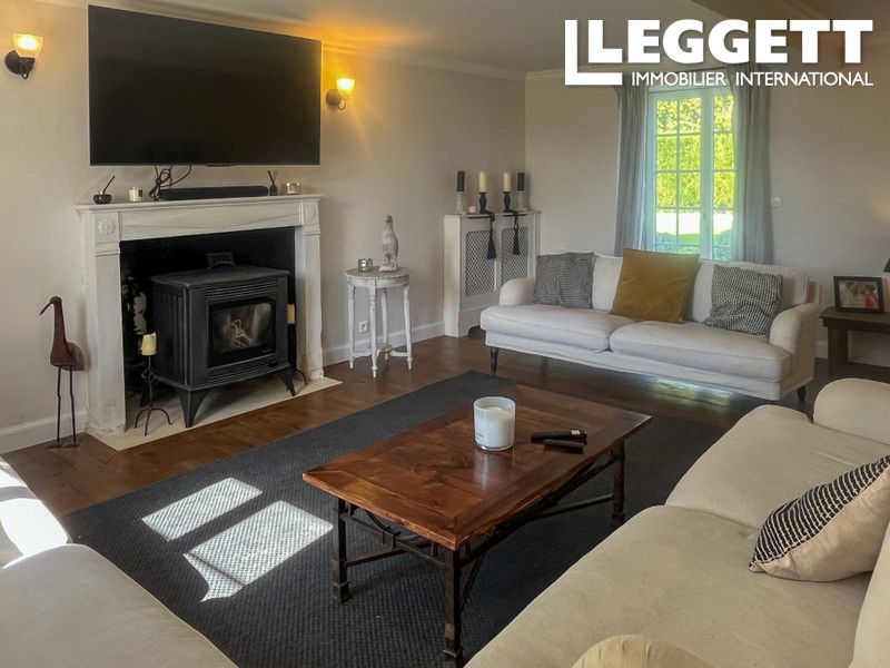 Property photo 2 of 10