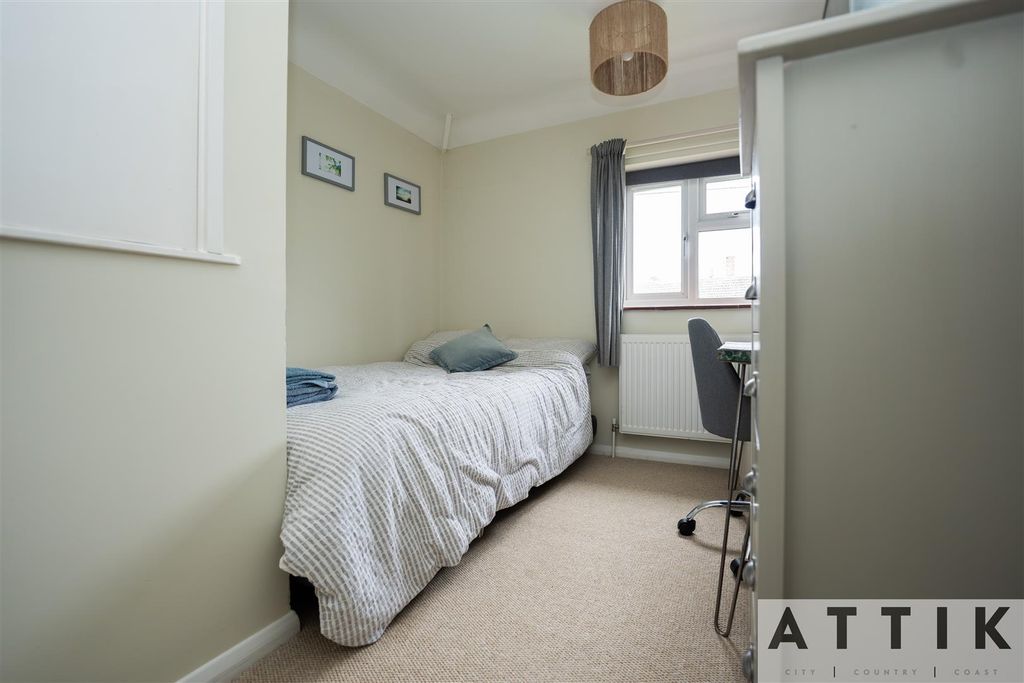 Additional image 37 of 4 bed semi-detached house for saleBedingfield Crescent, Halesworth IP19
