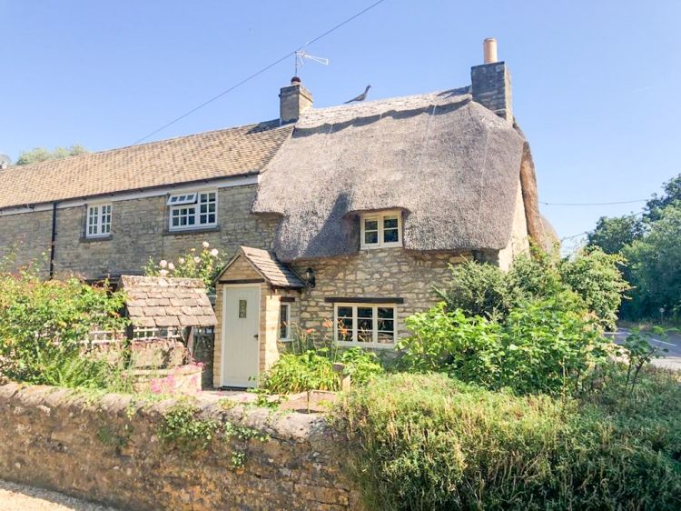 Property photo 1 of 9 - (2 Of 5) (002)