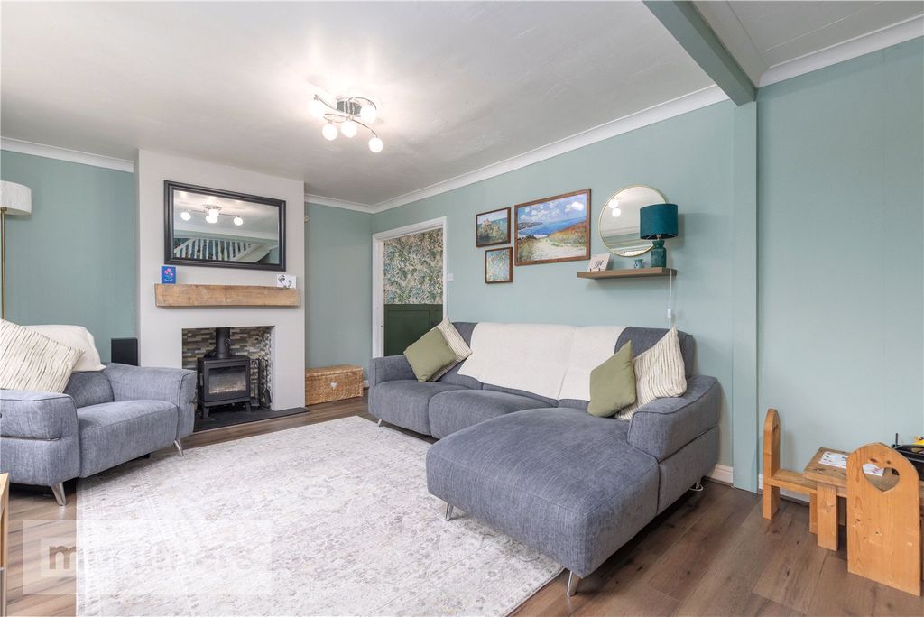 Property photo 2 of 24 Living Room