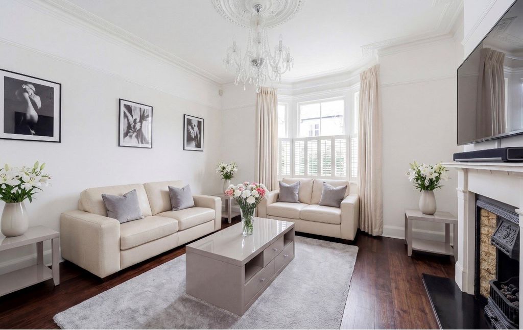 Property photo 2 of 13 Picture No. 49