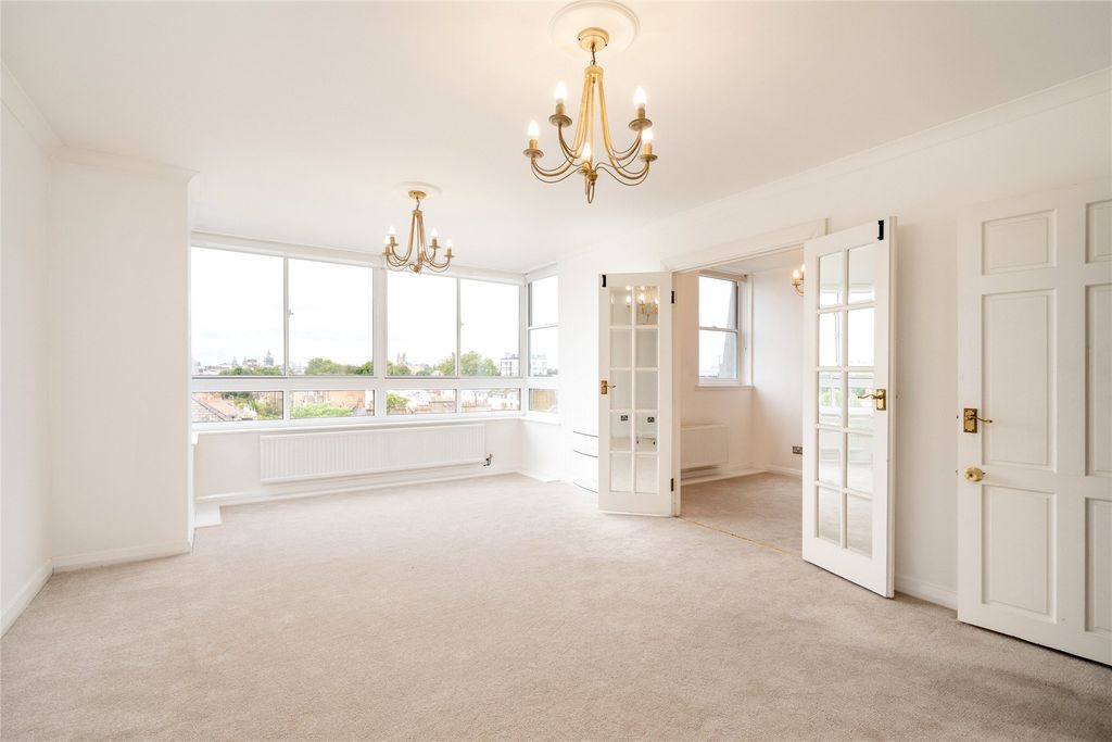 Property photo 1 of 11 Reception