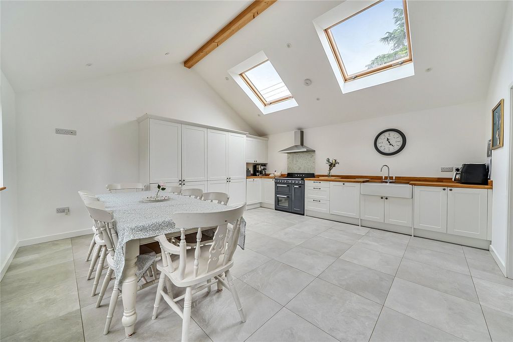 Property photo 3 of 20 Picture No. 08