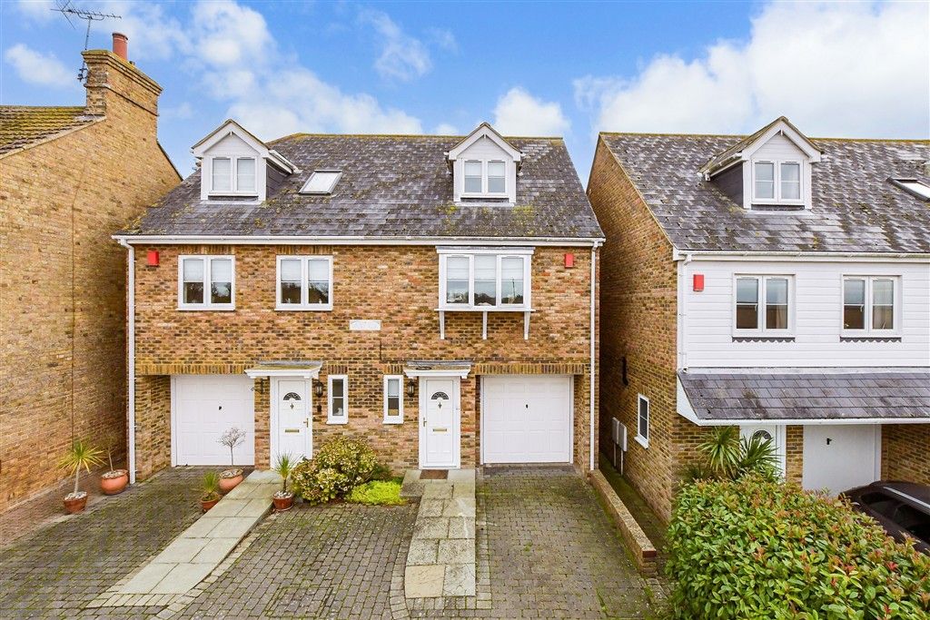 Property photo 1 of 12 External (Web)