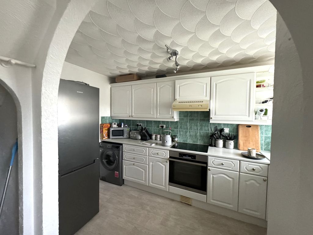 Property photo 3 of 10 Img_4233