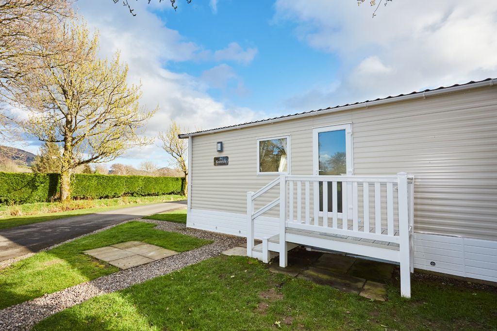 Property photo 1 of 25 Copy Of Caravan 13