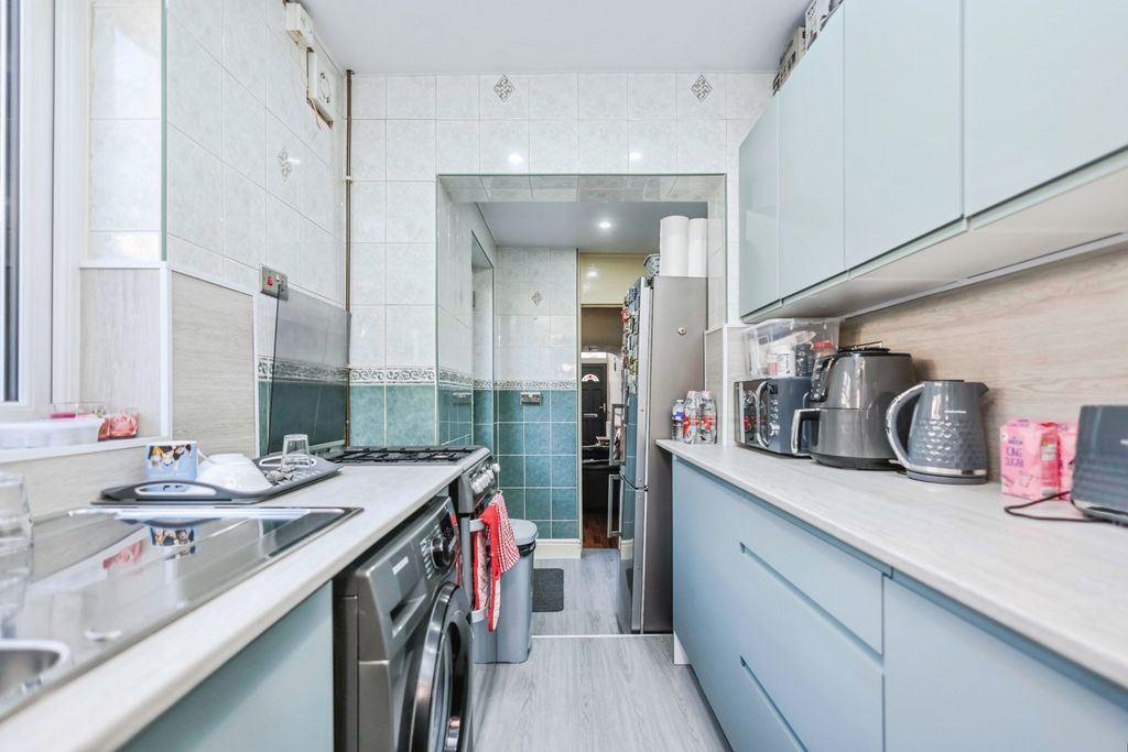 Property photo 3 of 14 Pbox-Img.Jpg