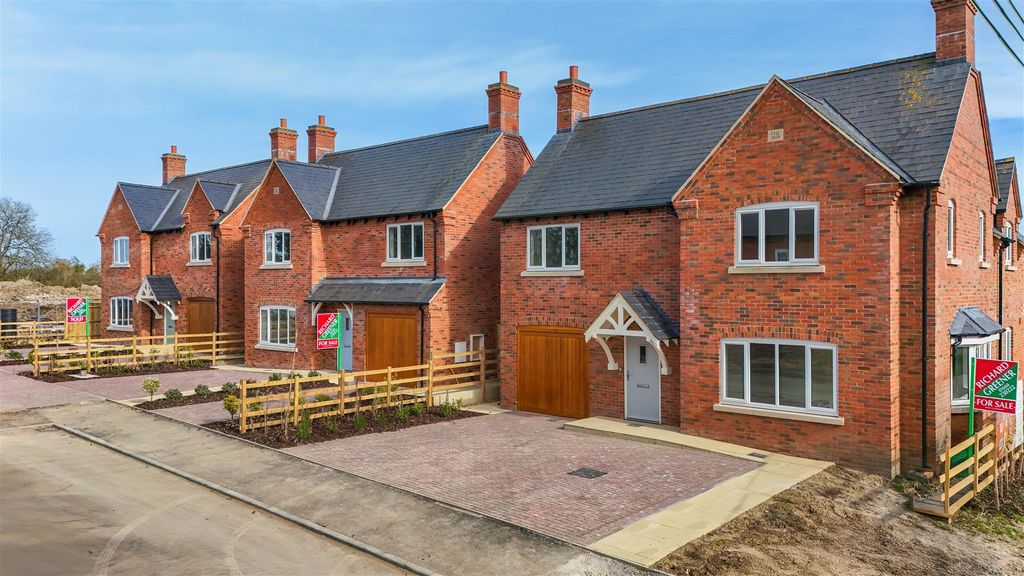 Property photo 1 of 33