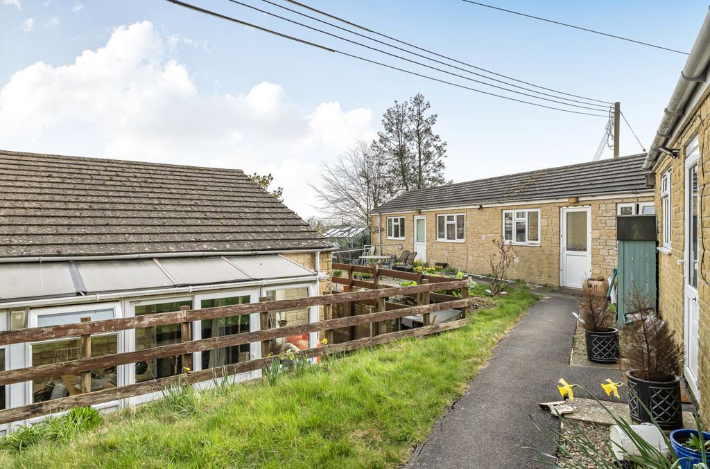 Property photo 3 of 27 Rear/Bungalow