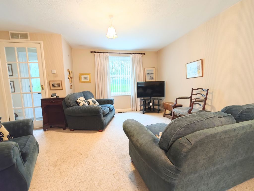 Property photo 3 of 17 Photo 3