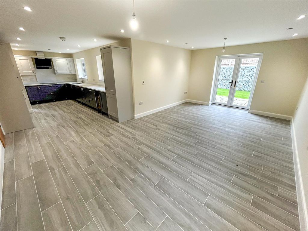 Property photo 2 of 20 Kitchen/Dining Room/Family Room