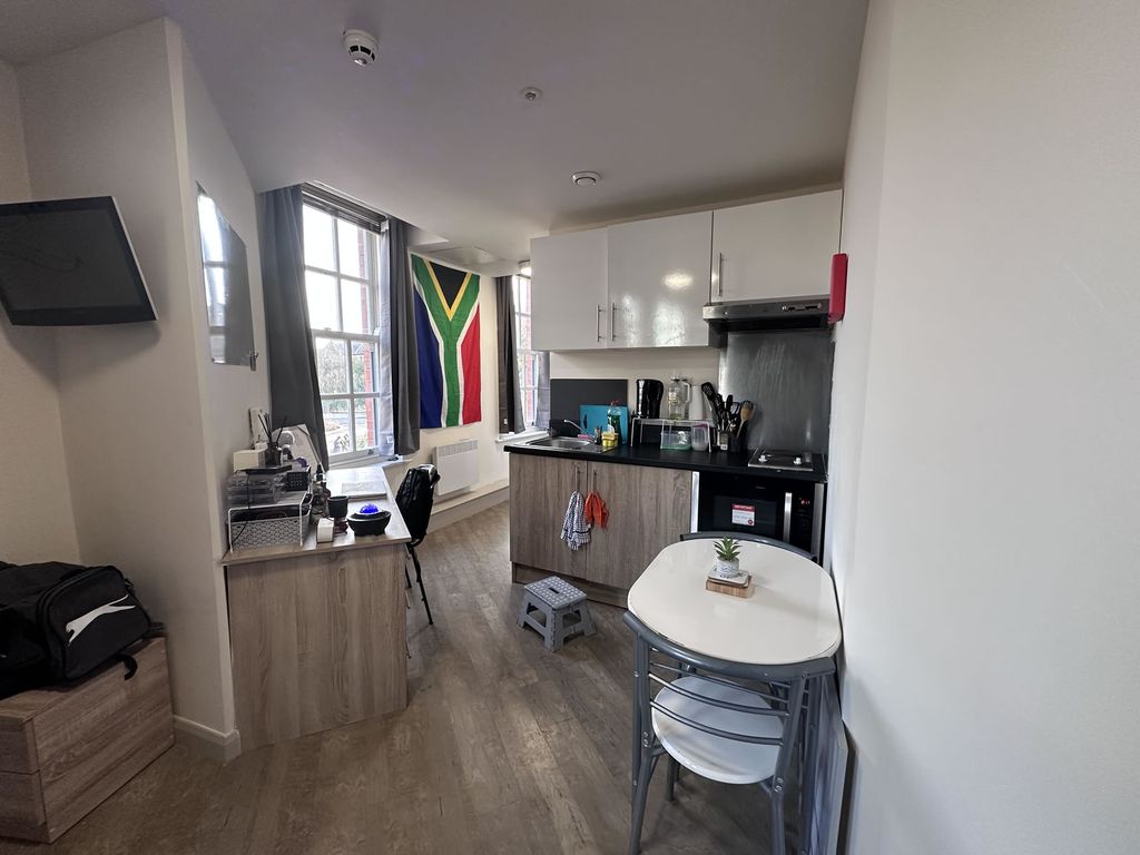 Property photo 3 of 12 Alxndrahs120024-01-2025__12-24-28_Img_5659.Jpg