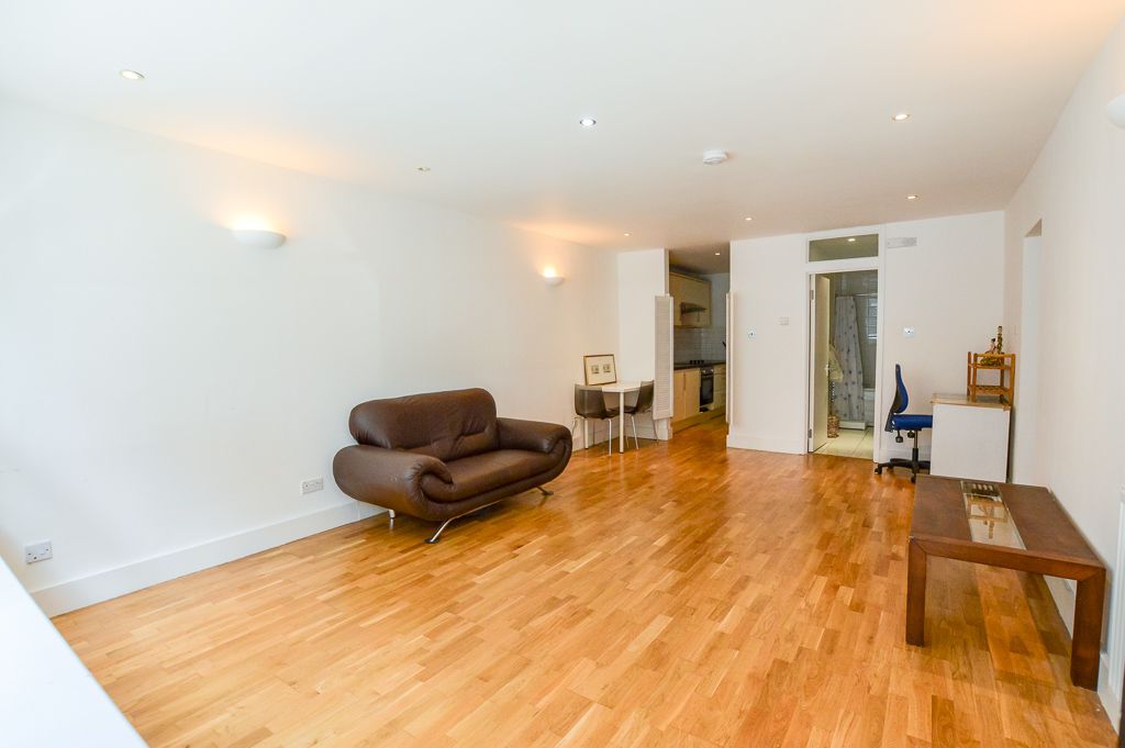 Property photo 1 of 21