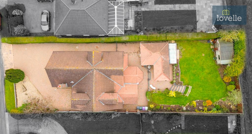 Property photo 3 of 32