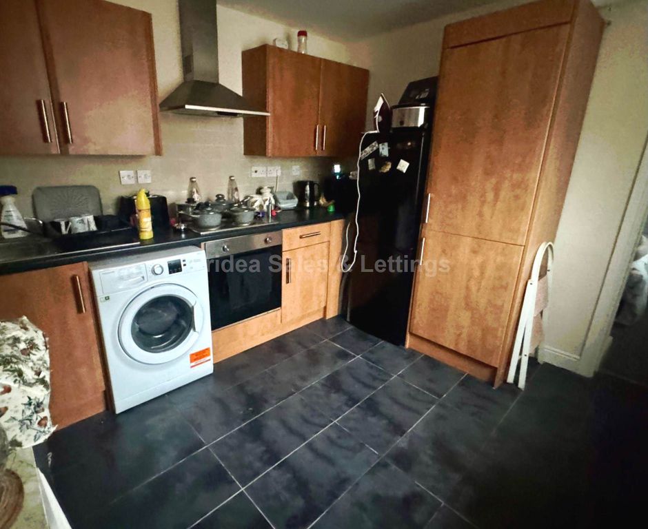 Property photo 1 of 4