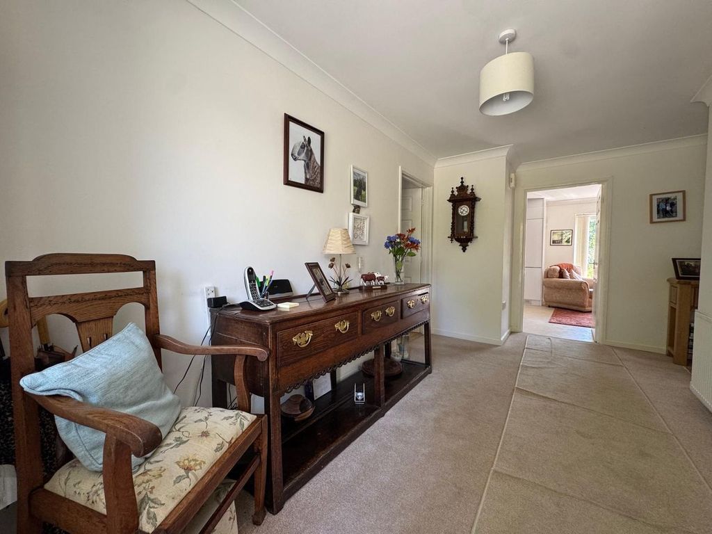 Property photo 3 of 53