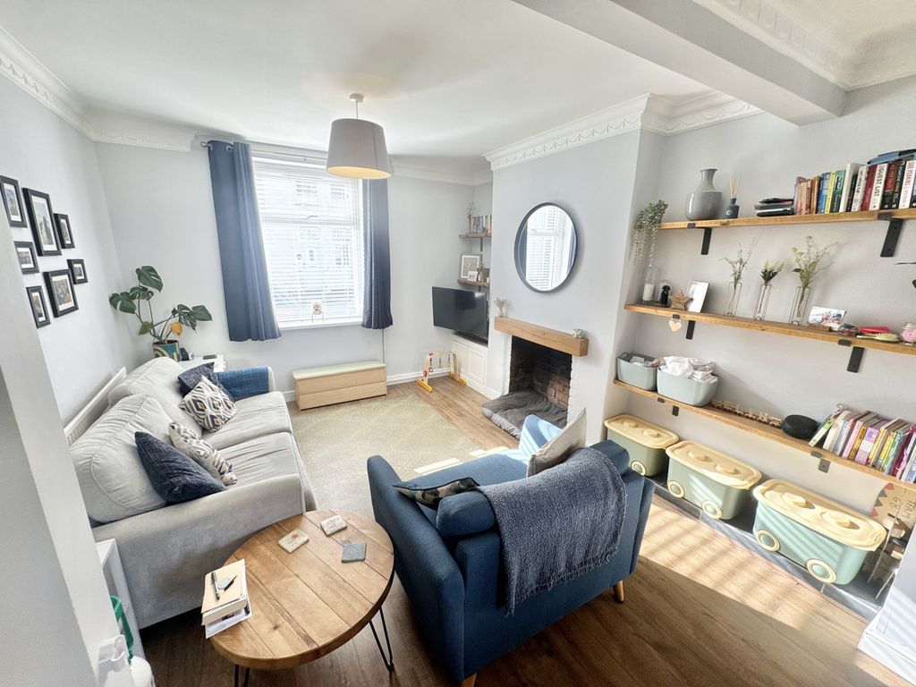 Property photo 1 of 23