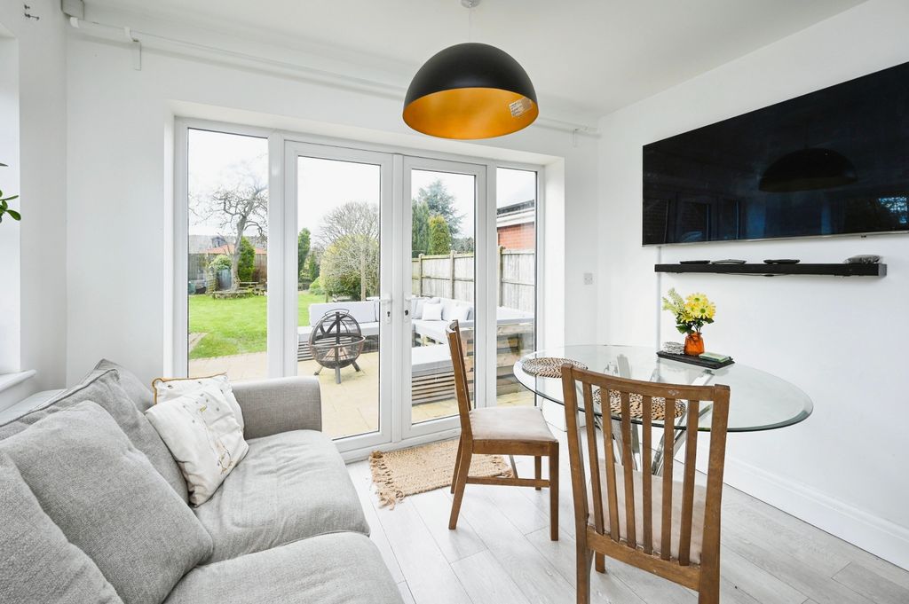 Property photo 3 of 22