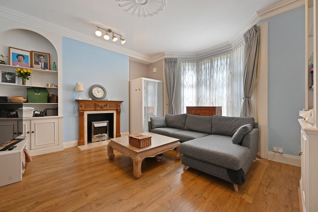 Property photo 2 of 16