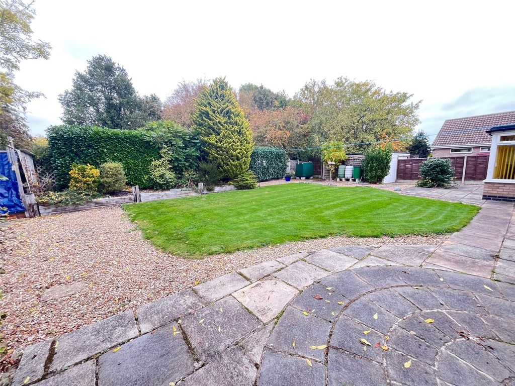 Property photo 2 of 40 Picture No. 35