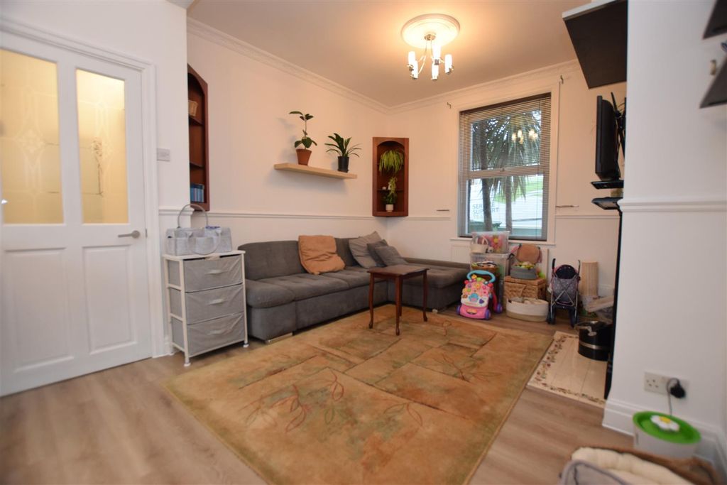 Property photo 2 of 16 Dsc_0468.Jpg