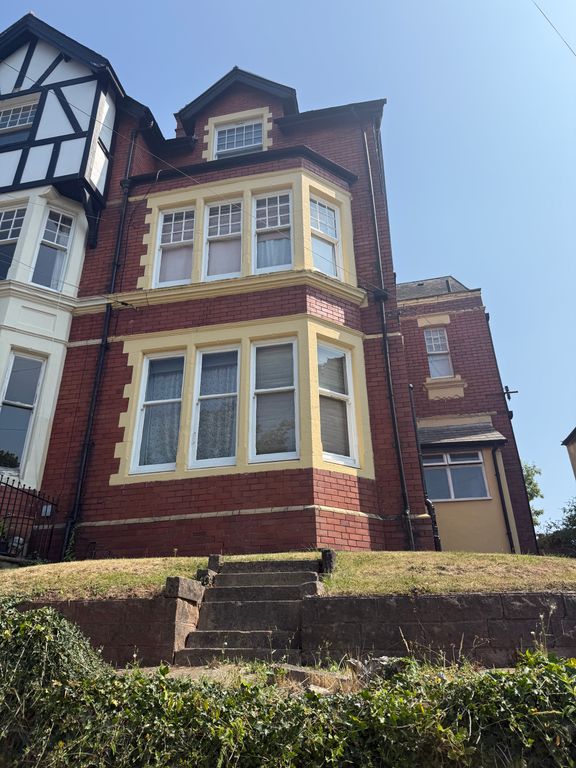 Property photo 1 of 8