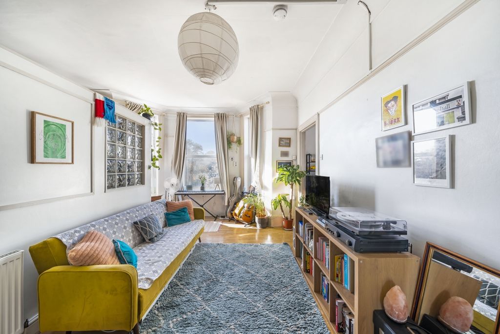 Property photo 3 of 5 Recep