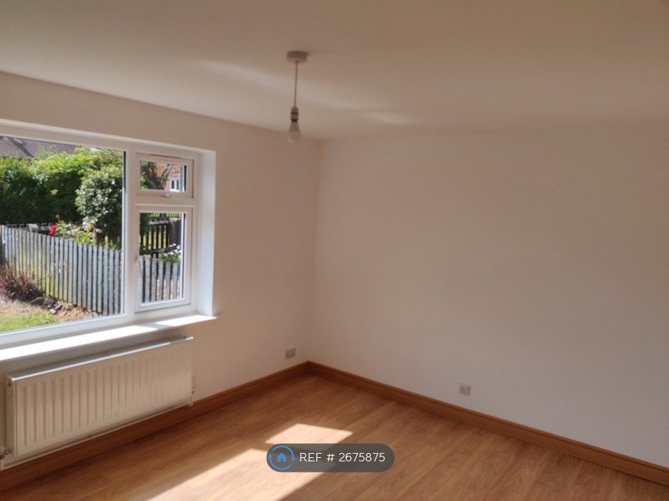 Property photo 2 of 9 Sittingroom