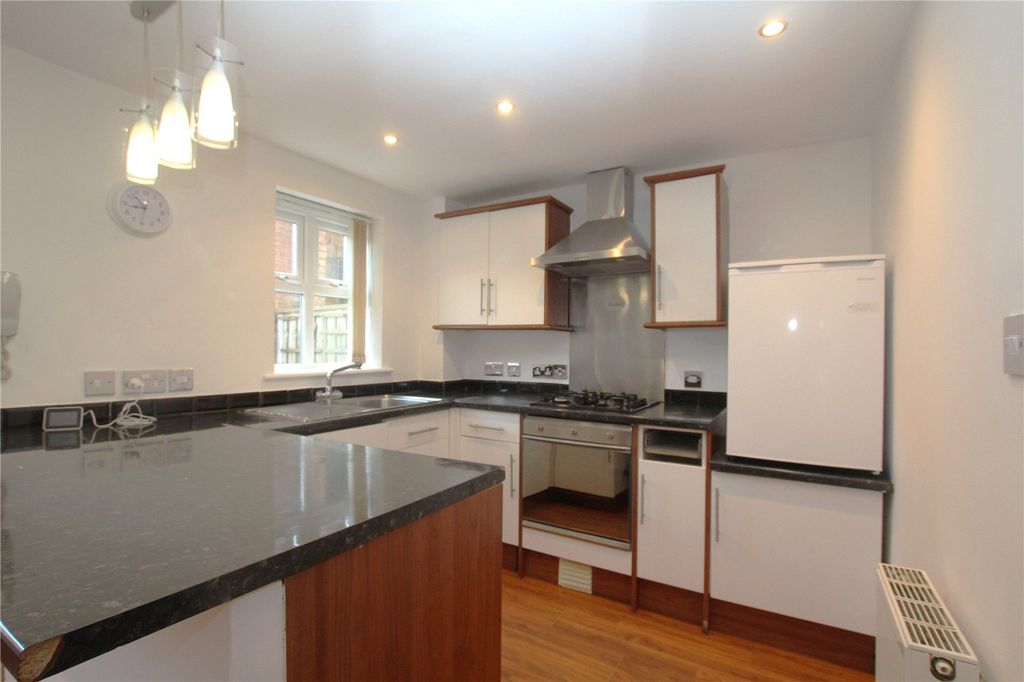 Property photo 3 of 6 Picture No. 09