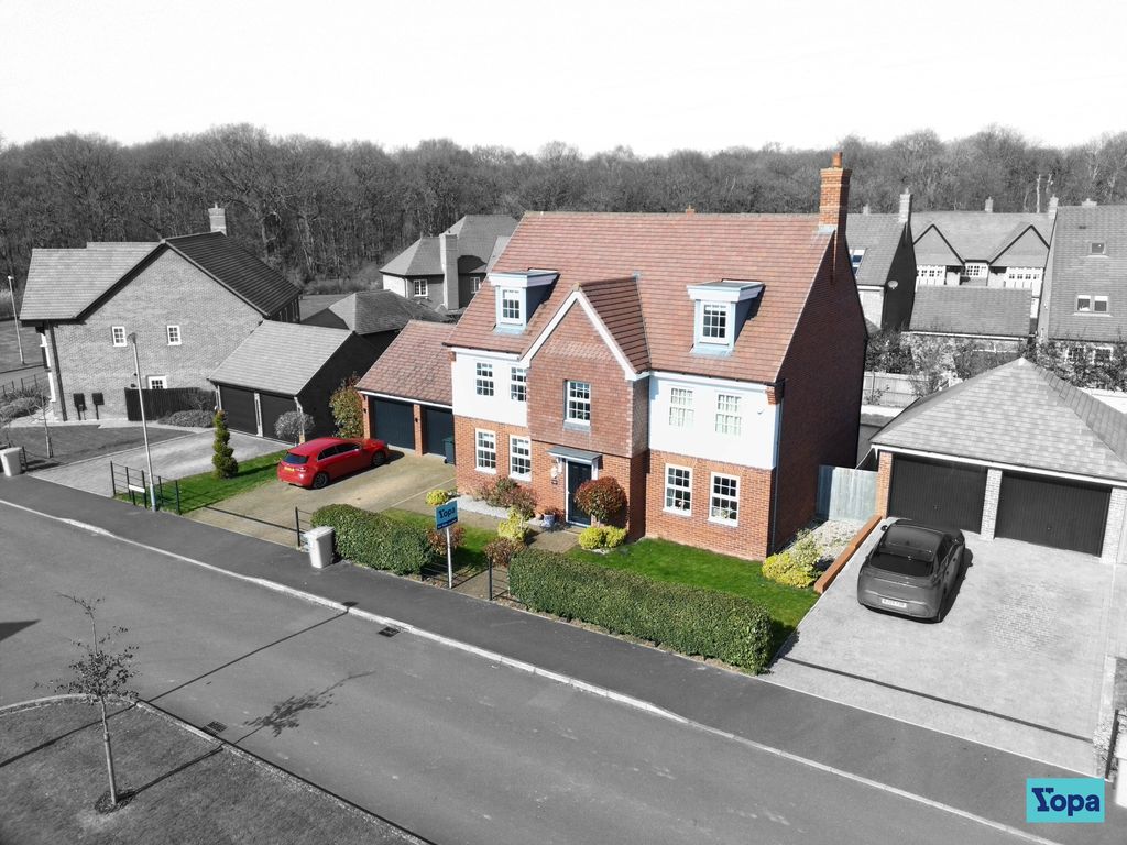 Property photo 1 of 33 Front