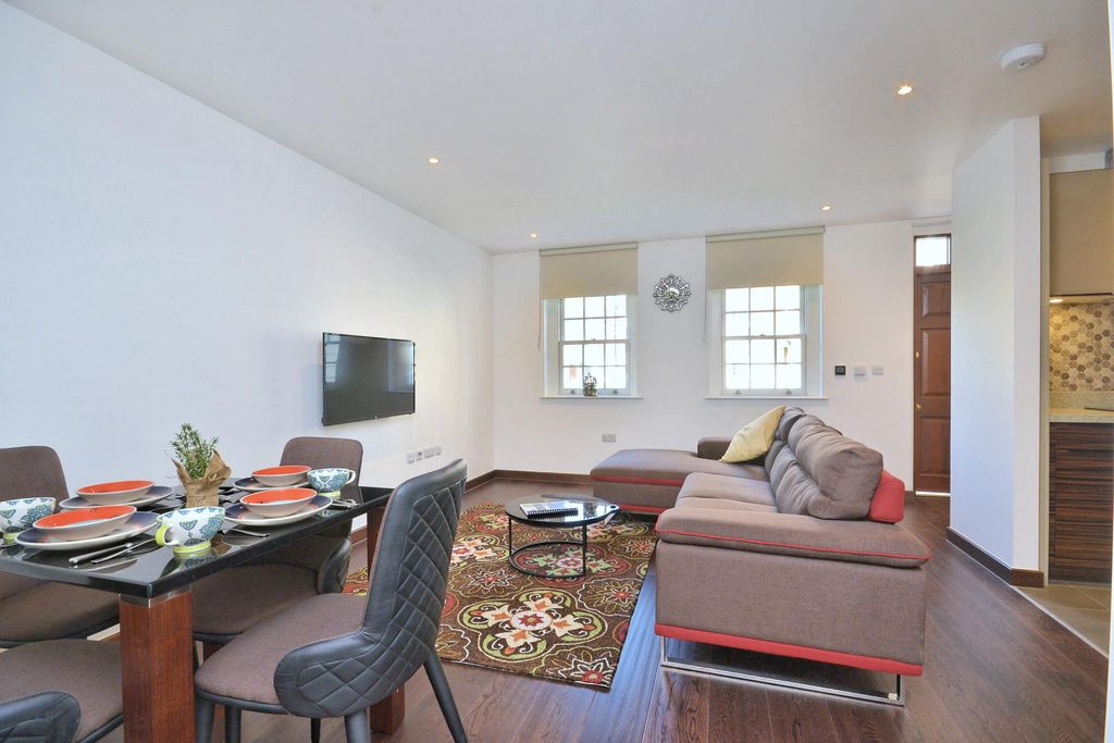Property photo 1 of 7 Image