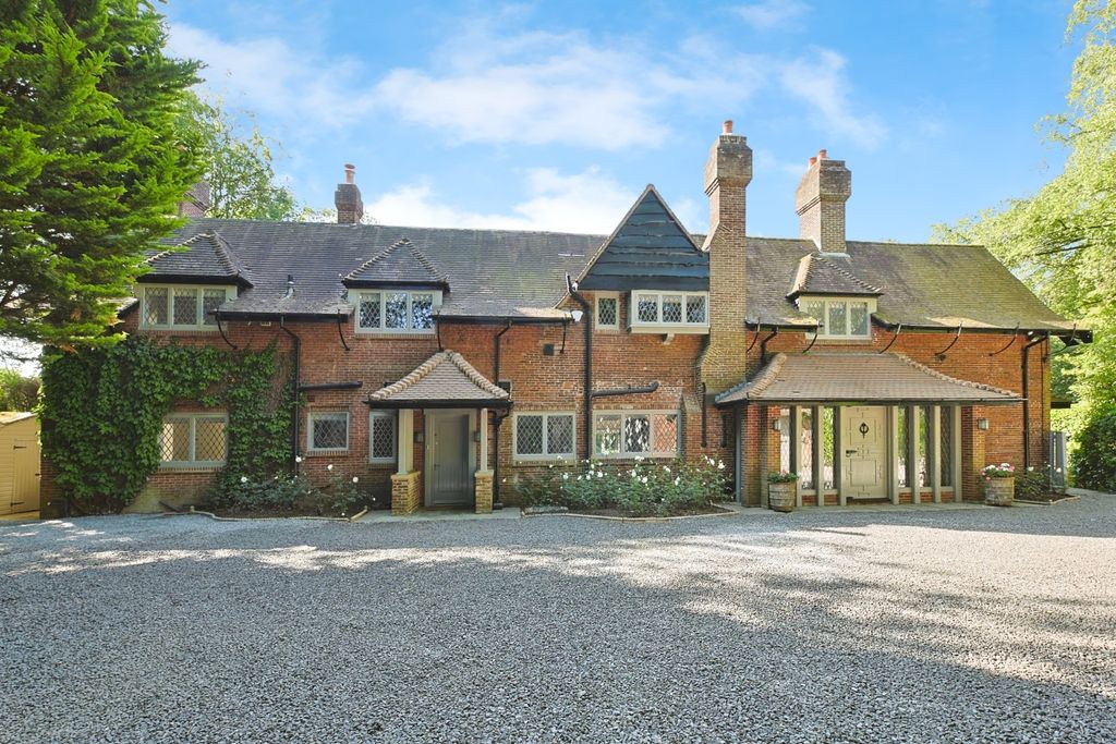 Property photo 1 of 25 3925371