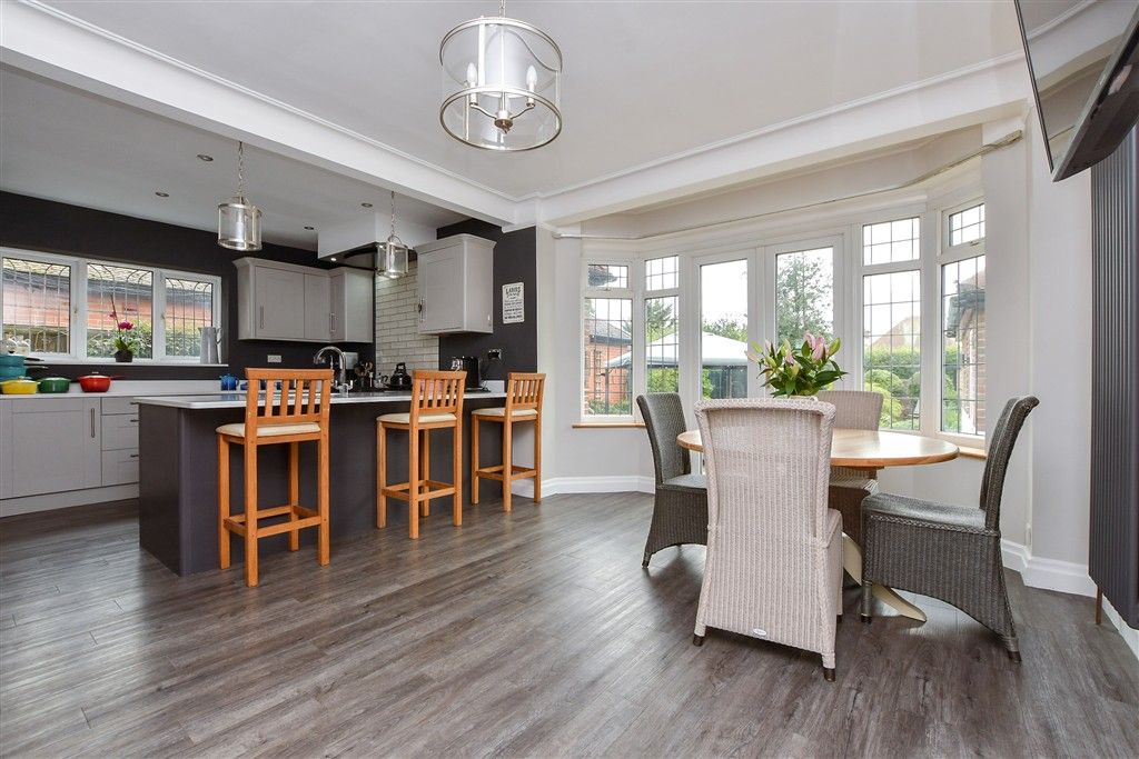 Property photo 3 of 16 Kitchen/Diner