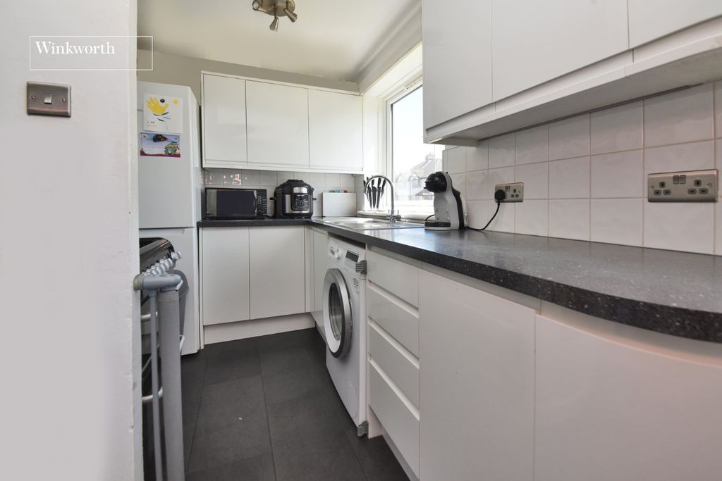 Property photo 2 of 10 Picture No. 08